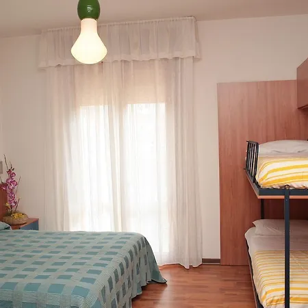 Midi Hotel 3*