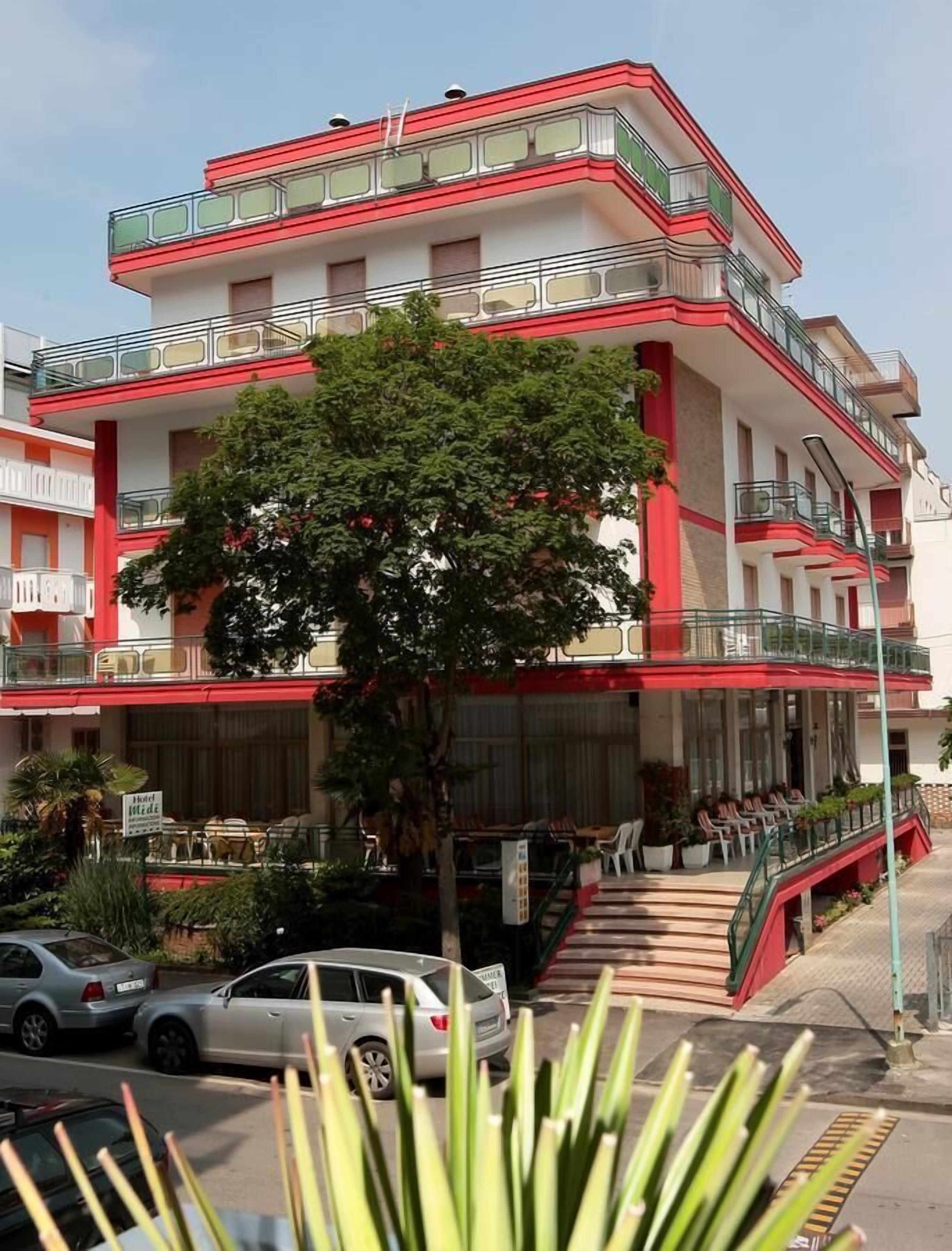 Midi Hotel